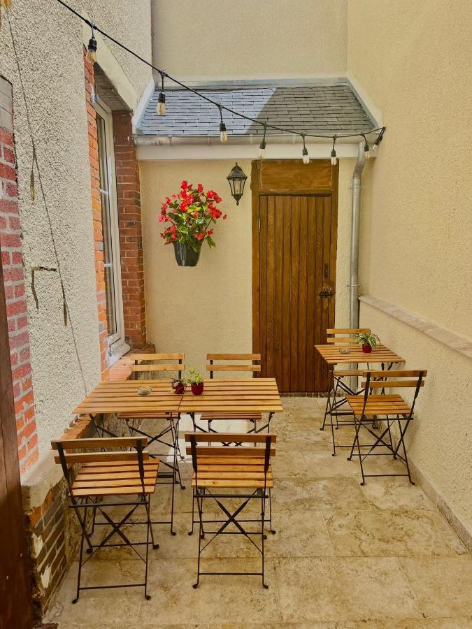 Le Gite De Jean Thevenin, Avec Parking Gratuit Épernay Exteriör bild
